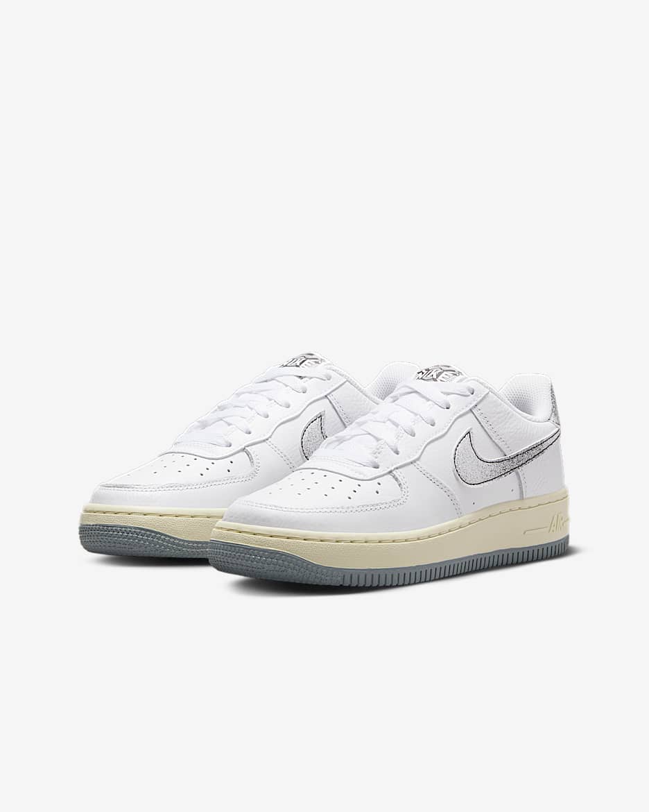 Nike Air Force 1 LV8 3 Older Kids Shoes. Nike IN